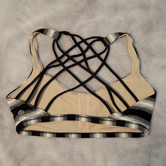 Lululemon - Free To Be Bra - Wild - Size 6 - Picture 2 of 3